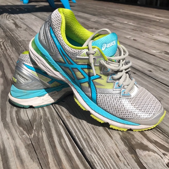 ASICS GT2000 - Picture 1 of 7